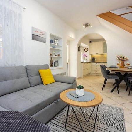 Kuca Za Odmor Antic - Holiday House Antic โนวีวีโนดอลสกี ภายนอก รูปภาพ