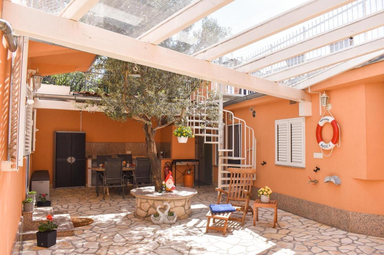 Kuca Za Odmor Antic - Holiday House Antic โนวีวีโนดอลสกี ภายนอก รูปภาพ