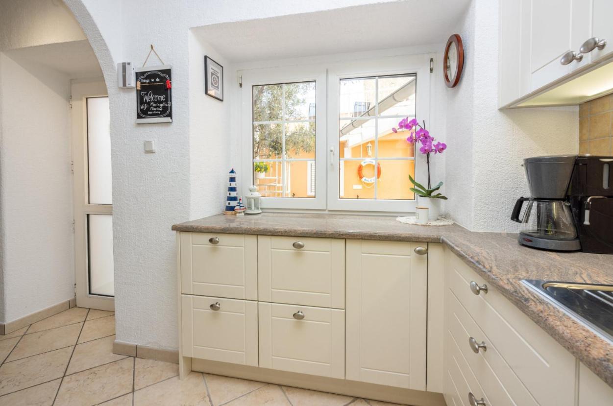 Kuca Za Odmor Antic - Holiday House Antic โนวีวีโนดอลสกี ภายนอก รูปภาพ